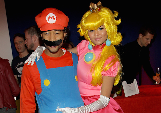WEST HOLLYWOOD, CA - NOVEMBER 26:  Nintendo and John Legend celebrate Chrissy Teigen's 28th birthday on November 26, 2013 in West Hollywood, California.  (Photo by Jonathan Leibson/Getty Images for Nintendo)