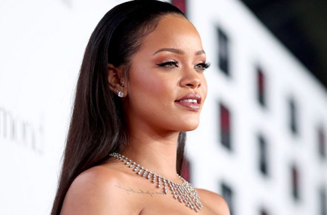 rihanna-rue-barbade