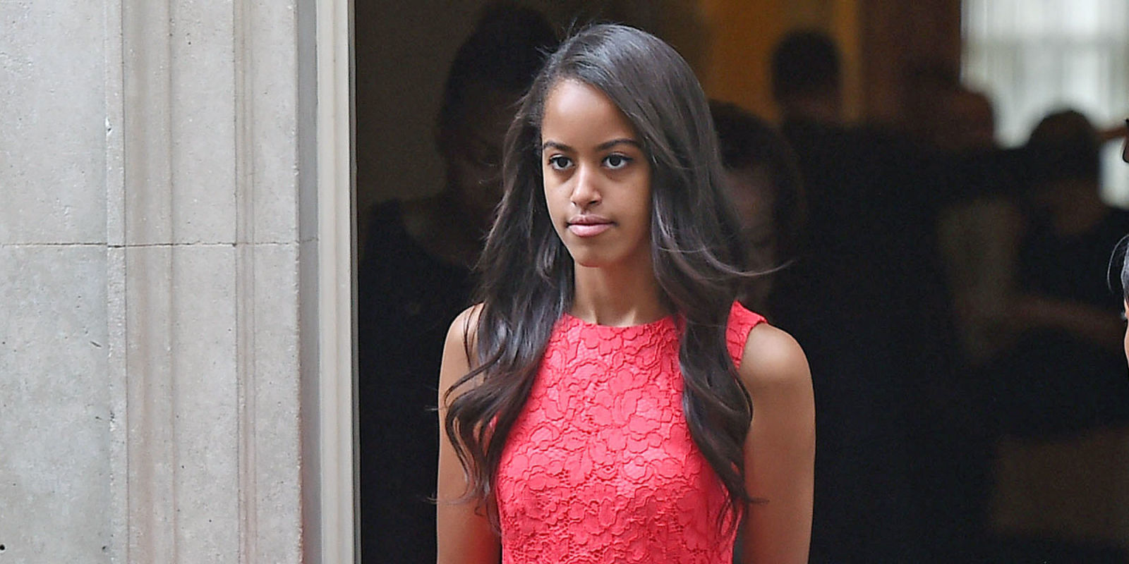 L'incroyable evolution du look de Malia Obama - TRACE FR